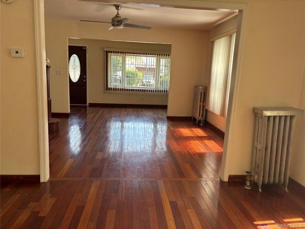 10418 216th Street, Queens Village NY 11429