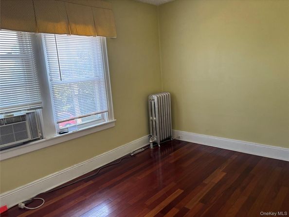 10418 216th Street, Queens Village NY 11429