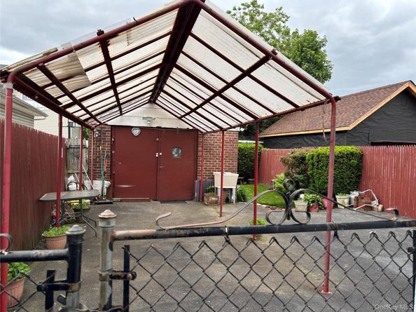 10418 216th Street, Queens Village NY 11429