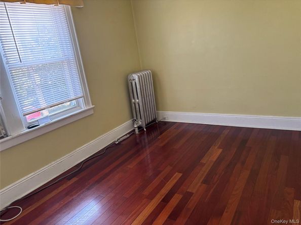 10418 216th Street, Queens Village NY 11429