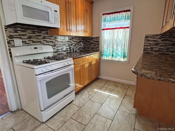 10418 216th Street, Queens Village NY 11429