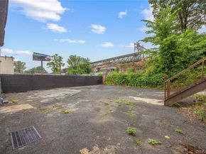 2211 De Reimer Avenue, Bronx NY 10475