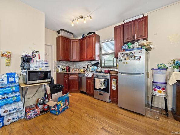2211 De Reimer Avenue, Bronx NY 10475