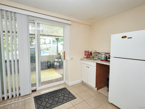 349 Randall Road, Ridge NY 11961