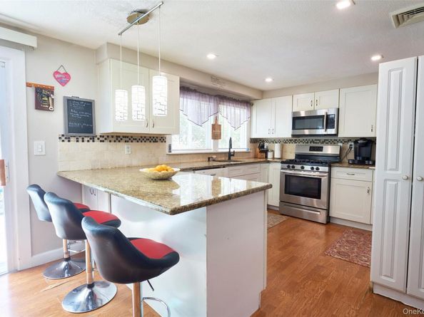 349 Randall Road, Ridge NY 11961