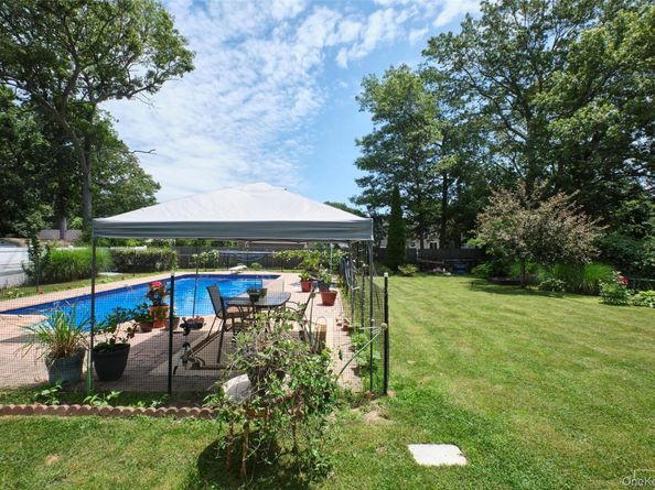 349 Randall Road, Ridge NY 11961
