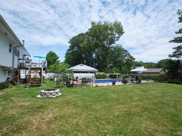 349 Randall Road, Ridge NY 11961