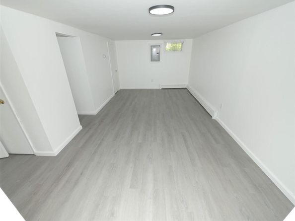 34 Wards Lane, Bellport NY 11713
