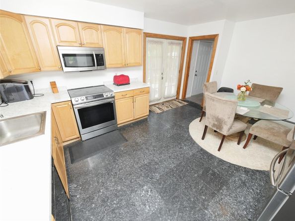 34 Wards Lane, Bellport NY 11713