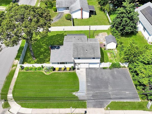 20 College Road, Selden NY 11784