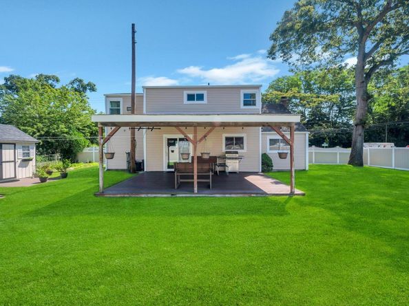 20 College Road, Selden NY 11784