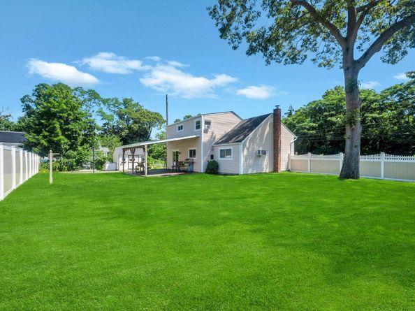 20 College Road, Selden NY 11784