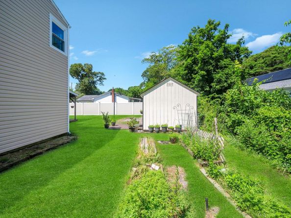 20 College Road, Selden NY 11784