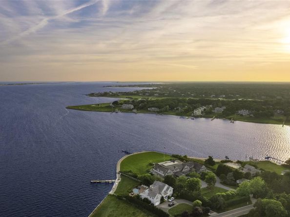59 Shore Road, Westhampton NY 11977