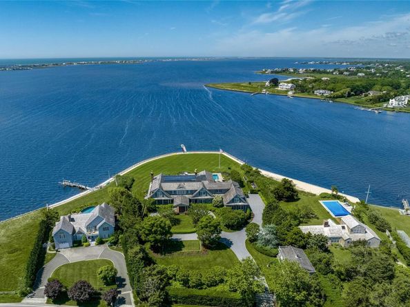 59 Shore Road, Westhampton NY 11977