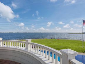 59 Shore Road, Westhampton NY 11977