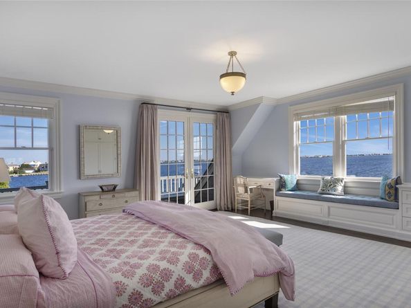 59 Shore Road, Westhampton NY 11977