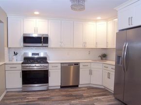 8 Country View Lane, Middle Island NY 11953