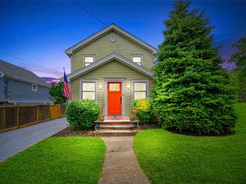 27 Neulist Avenue