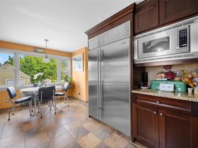 27 Neulist Avenue, Port Washington NY 11050