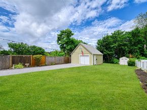 27 Neulist Avenue, Port Washington NY 11050