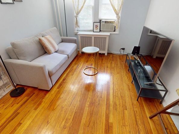 43-10 48Th Avenue Apt. 2J, Woodside NY 11377