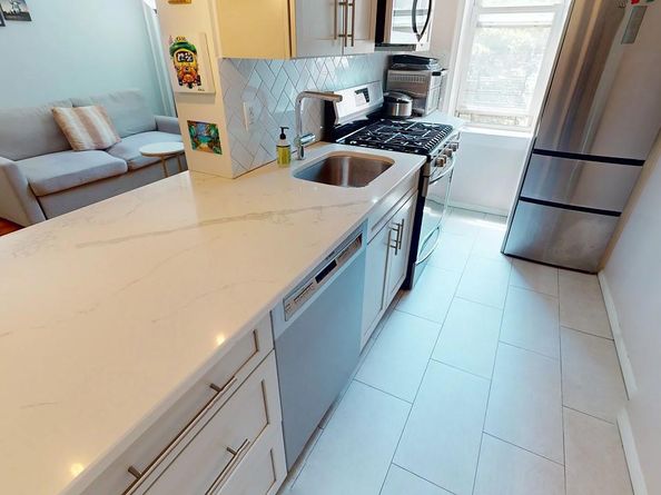 43-10 48Th Avenue Apt. 2J, Woodside NY 11377