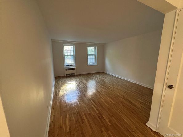 14021 Burden Crescent 107, Briarwood NY 11435