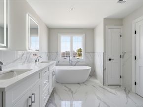 39 Jomarr Court, Massapequa NY 11758