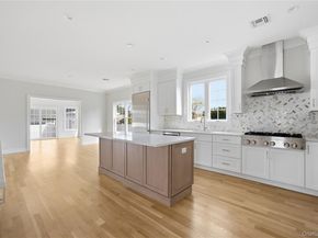 39 Jomarr Court, Massapequa NY 11758