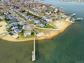 39 Jomarr Court, Massapequa NY 11758