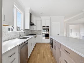 39 Jomarr Court, Massapequa NY 11758