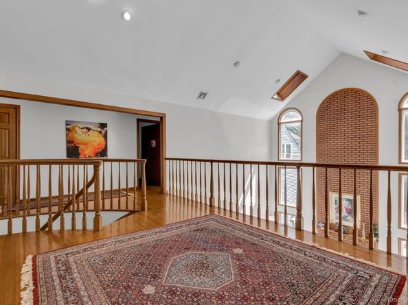6 Van Rensselaer Road, Katonah NY 10536
