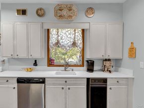 6 Van Rensselaer Road, Katonah NY 10536