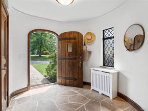 49 Carleon Avenue, Larchmont NY 10538