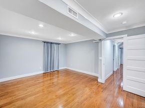 534 S Greene Avenue, Lindenhurst NY 11757