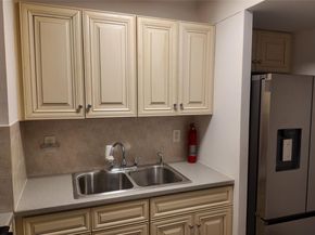 20 Wendell Street A16, Hempstead NY 11550