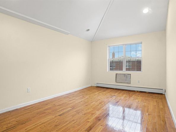 2027 Chatterton Avenue, Bronx NY 10472
