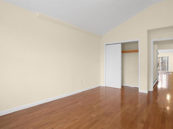 2027 Chatterton Avenue, Bronx NY 10472