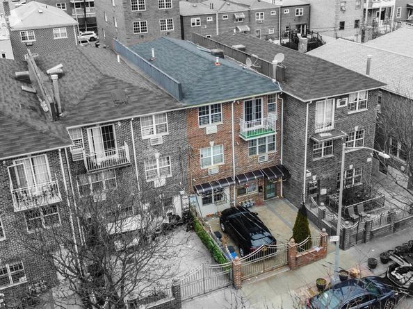 2027 Chatterton Avenue, Bronx NY 10472