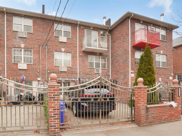2027 Chatterton Avenue, Bronx NY 10472