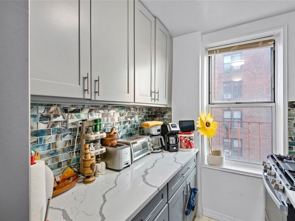 6730 Clyde Street 5T, Forest Hills NY 11375