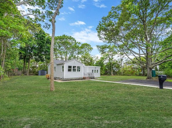 60 Westminster Drive, Shirley NY 11967