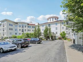 514 Trump Park, Shrub Oak NY 10588