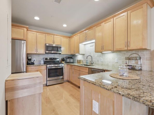 514 Trump Park, Shrub Oak NY 10588