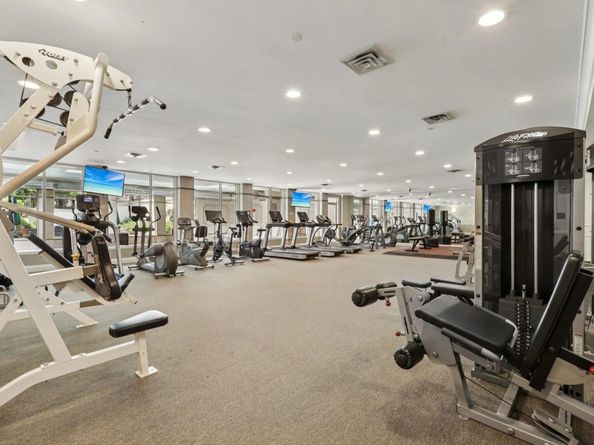 514 Trump Park, Shrub Oak NY 10588