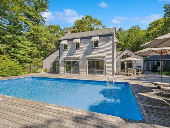 530 Hands Creek Road, East Hampton NY 11937