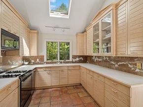 530 Hands Creek Road, East Hampton NY 11937