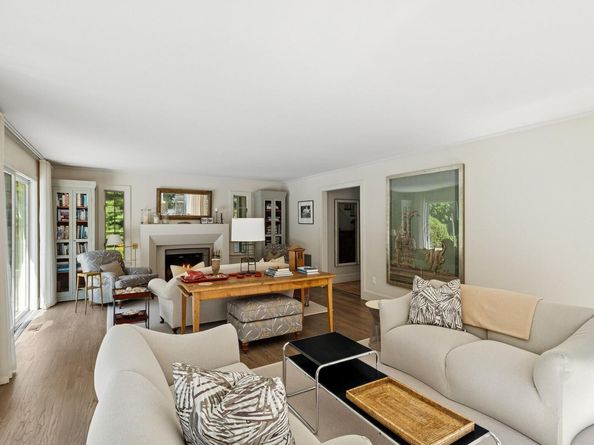 530 Hands Creek Road, East Hampton NY 11937