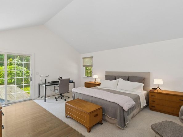 530 Hands Creek Road, East Hampton NY 11937